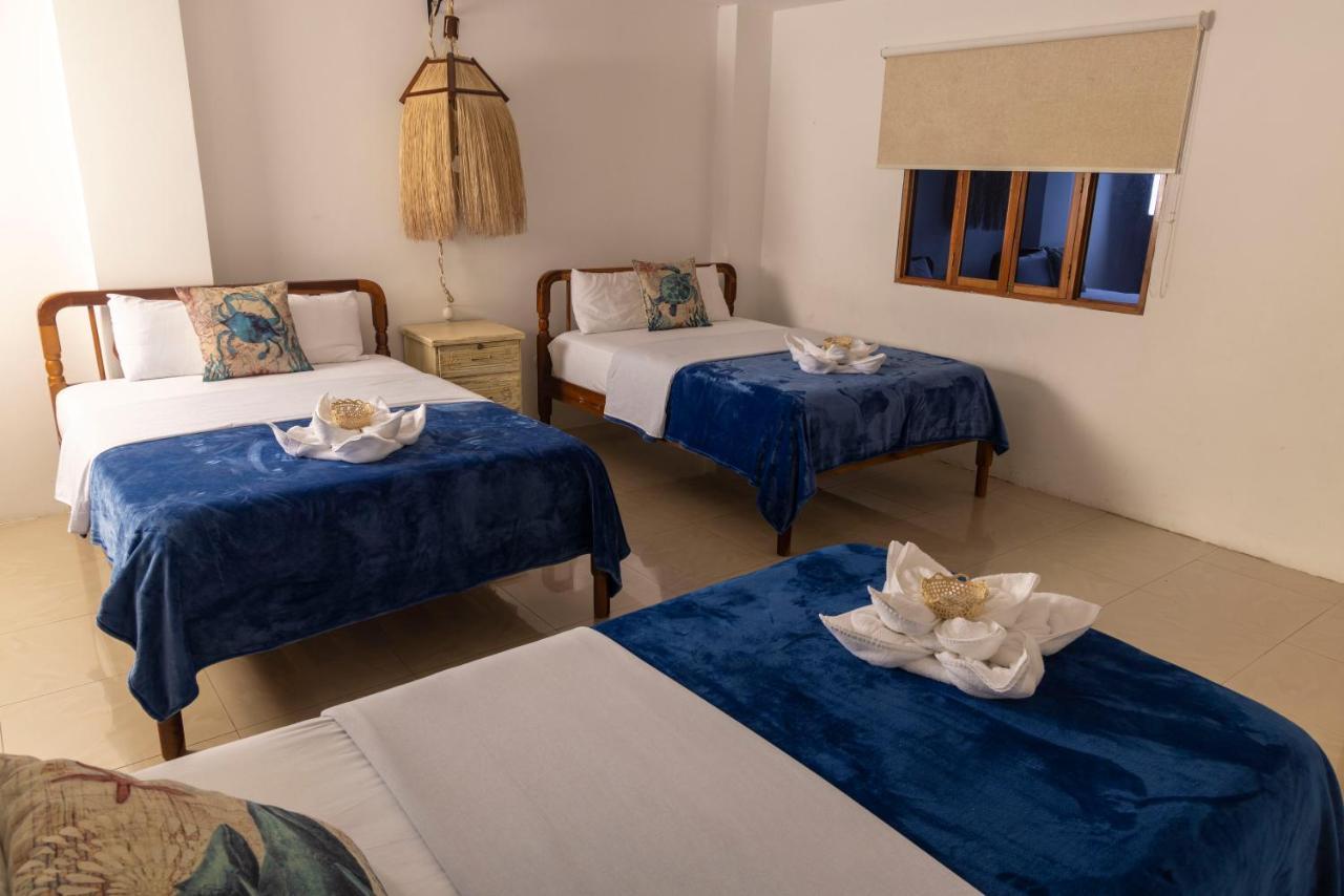 Galapagos Planet Hotel ปูแอร์โต บาเกริโซ โมเรโน ภายนอก รูปภาพ