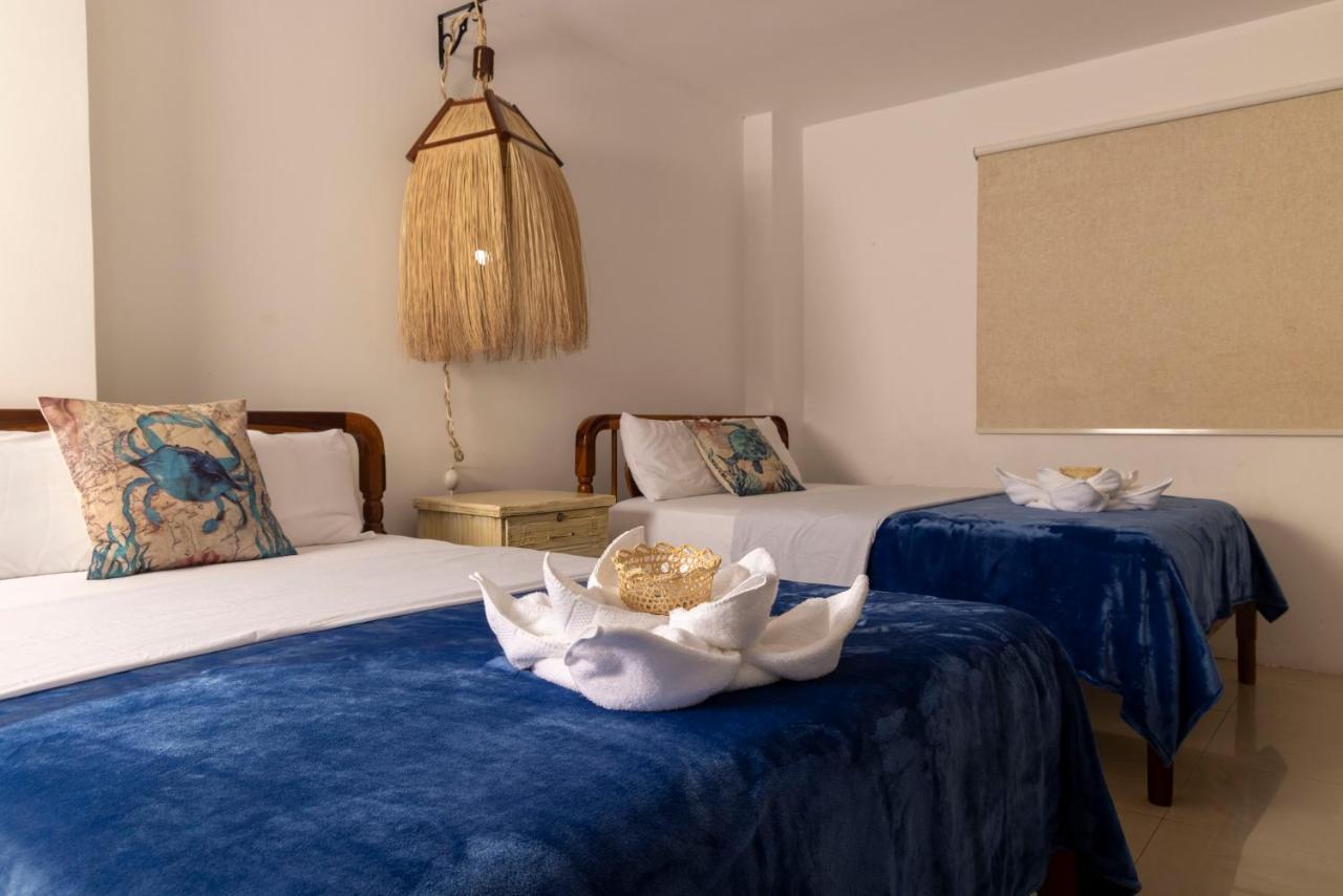 Galapagos Planet Hotel ปูแอร์โต บาเกริโซ โมเรโน ภายนอก รูปภาพ